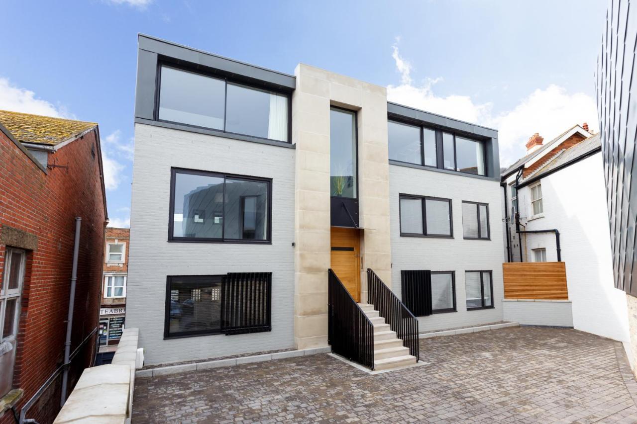 Apartment 2 Lyons House Суонидж Екстериор снимка